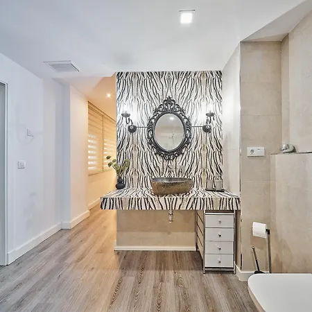 La Casa De Carmen Centro Histórico De Con Parking Gratis Y Aire Acondicionado Apartamento Cádiz